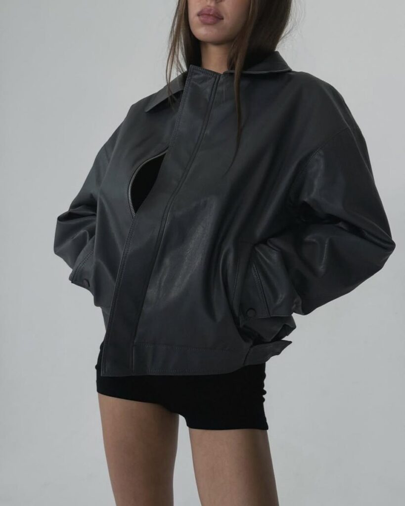 BOMBER JACKET