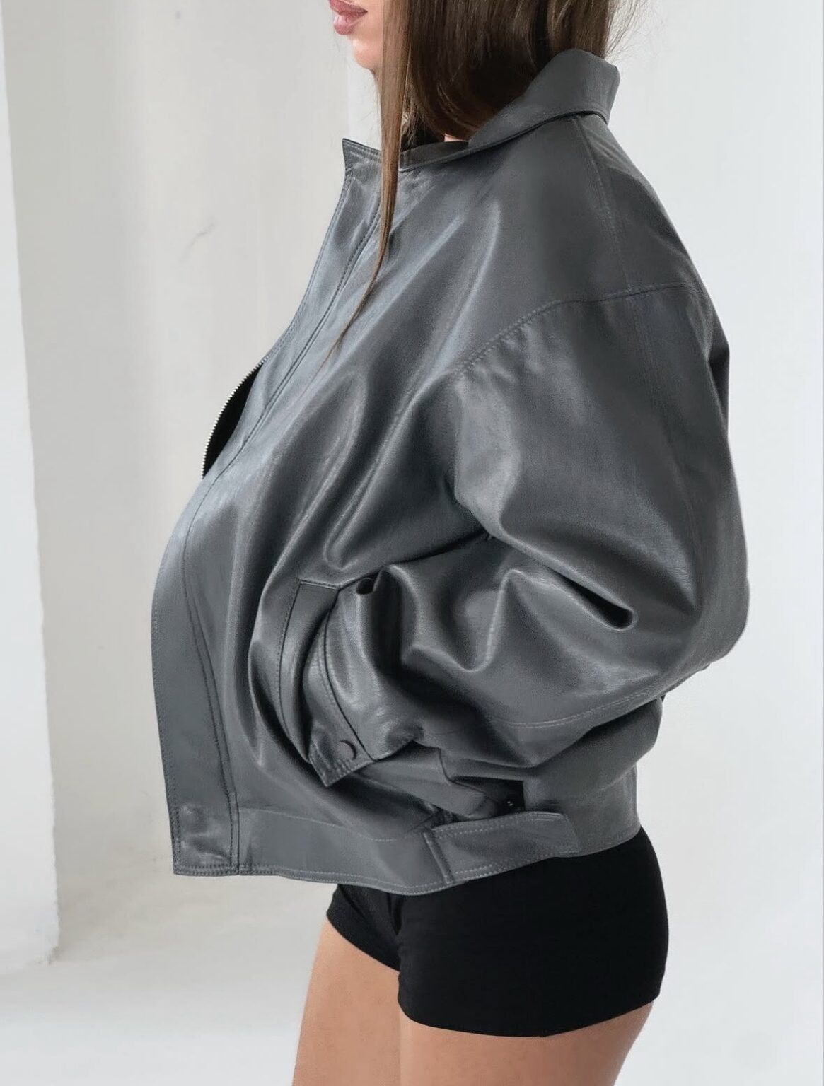 BOMBER JACKET