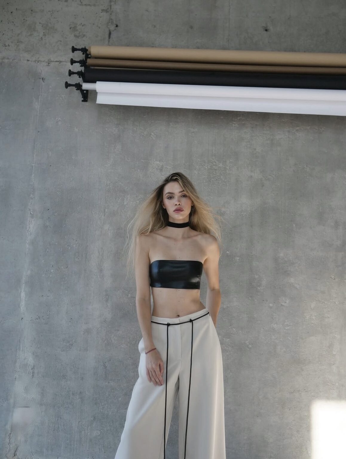 LEATHER TOP + CHOKER