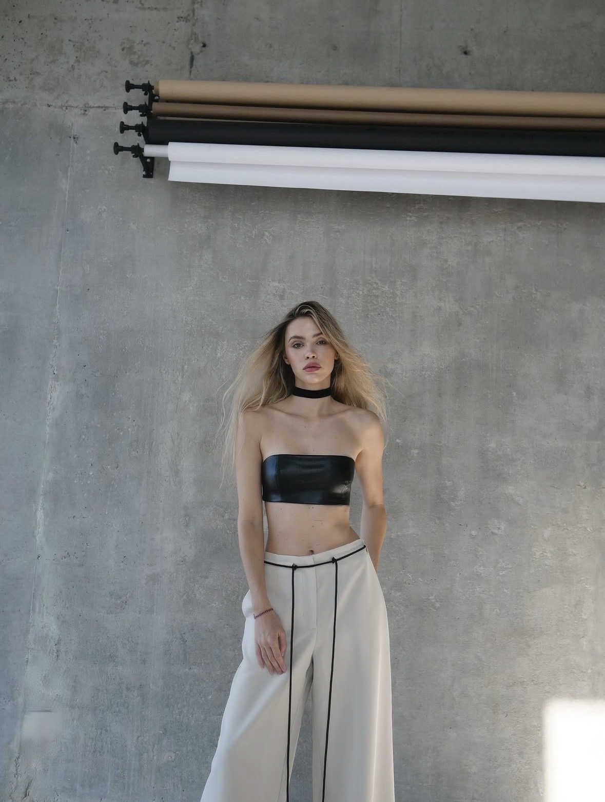 LEATHER TOP + CHOKER
